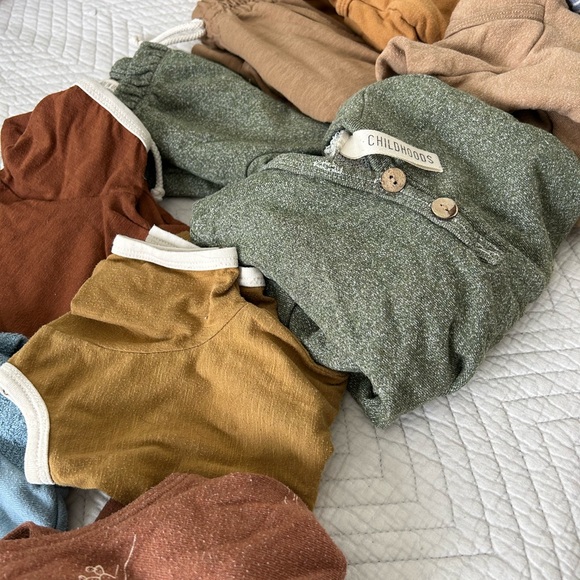 Childhoods bundle - Picture 3 of 5